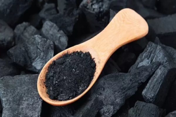 Bột than hoạt tính được chiết xuất từ các loại than tự nhiên như than củi