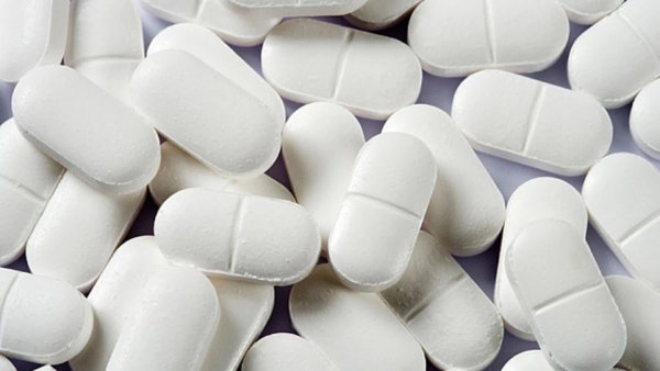 Paracetamol là lựa chọn phổ biến không chỉ vì khả năng giảm đau mạnh mẽ,không gây kích ứng dạ dày