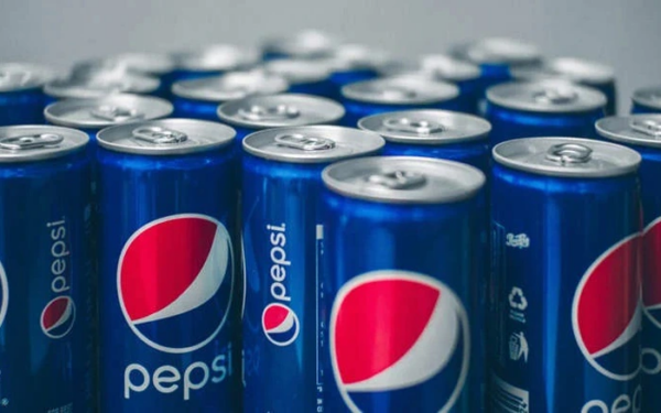 Nước ngọt có ga Pepsi Cola là một trong top những thương hiệu nước giải khát