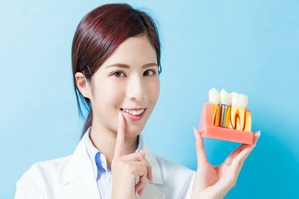 Những ai nên trồng răng implant?
