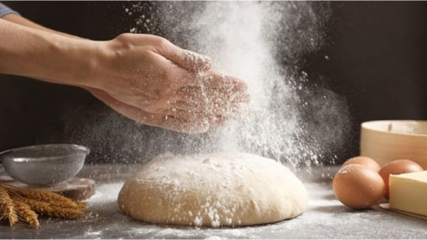 Bột mì có khoảng 364 calo cho mỗi 100 gram