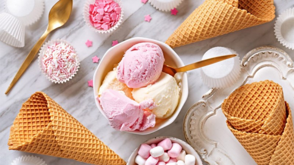 Tiêu thụ nhiều kem có thể gây tăng cân và ảnh hưởng đến sức khỏe