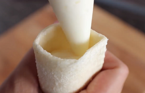 Cách làm bánh sữa chua tại nhà