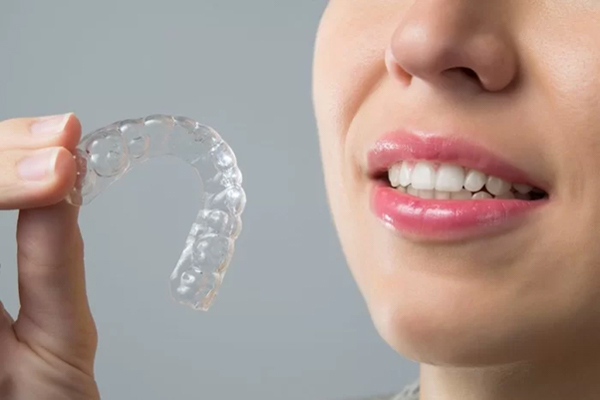 Niềng răng trong suốt Clear Aligner là phương pháp chỉnh nha hiện đại hiện nay
