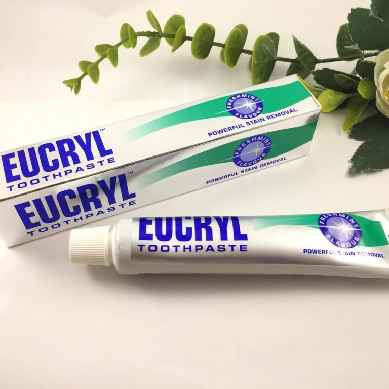 Kem đánh răng giúp trắng răng Eucryl