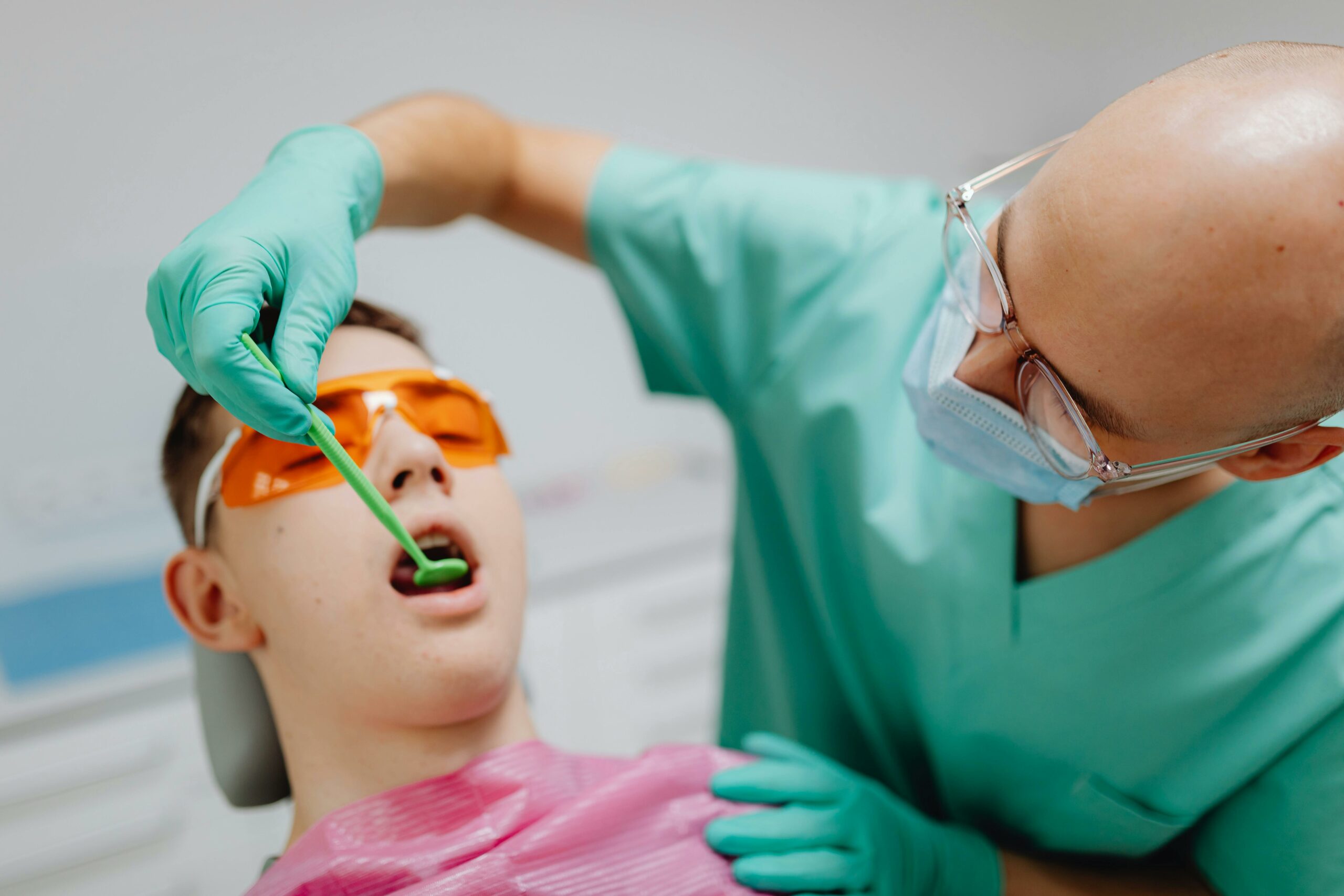 Dấu hiệu cảnh báo sớm các bệnh lý răng miệng cần lưu ý